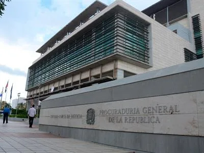 Allanan villas de canadiense acusado de narcotráfico en Las Terrenas
