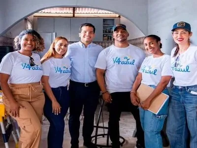 A estos niños entregó Omar Fernández el Fondo Gadiel