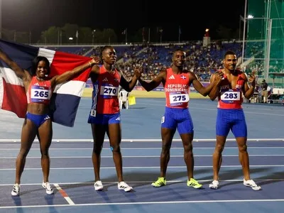 Juegos Centroamericanos: Relevo mixto RD 4x100m descalificado