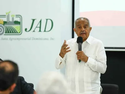 Osmar Benítez evita hablar de auditorías al Ministerio de Agricultura