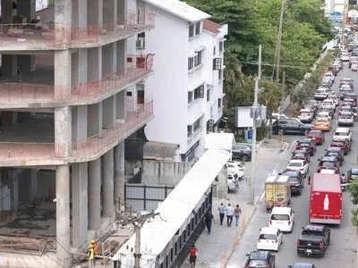 El 59.8 % de las obras en la región metropolitana están paralizadas