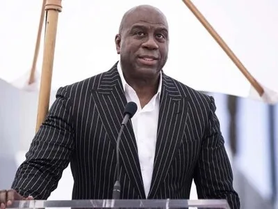 Dodgers: ¿acuerdos ocultos entre magnate Walter y Magic Johnson?