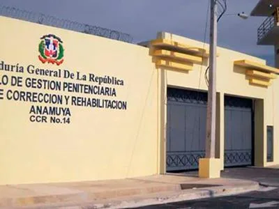 Agentes penitenciarios resultan heridos en ataque con arma blanca en Anamuya