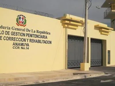 Agentes penitenciarios atacados con tijera en Anamuya