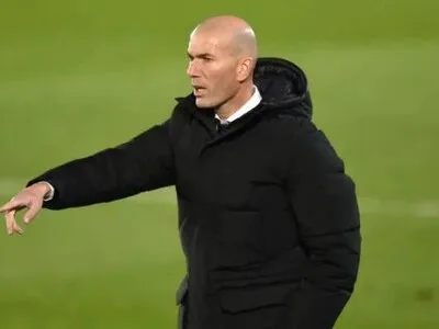 Zidane descarta sustituto para Mbappé lesionado