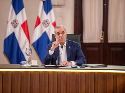 Abinader lanza plan de seguridad y advierte a fugitivos