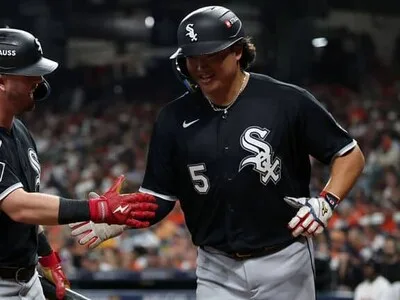 Medias Blancas vencen a Astros y avanzan en comodines